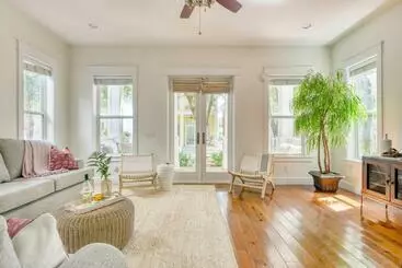 Turistihuoneistot Bellview By Avantstay Gorgeous Home W Multiple Balconies Living Areas