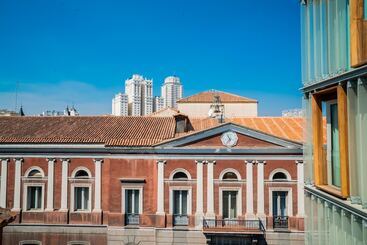 Akeah Hotel Gran Vía