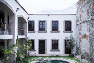 هتل Hacienda San Cristobal