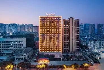Ramada By Wyndham Huangshi Huangshigang