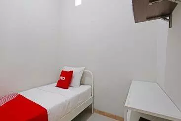 Hotel Oyo 91487 Ib Homestay Syariah