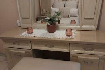 פנסיון Beautiful Home Away From Home