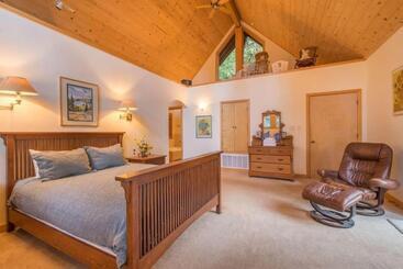 آپارتمانهای توریستها Musketeer By Avantstay Family Friendly Home In Tahoe Swiss Village