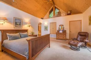 ツーリストアパートメント Musketeer By Avantstay Family Friendly Home In Tahoe Swiss Village