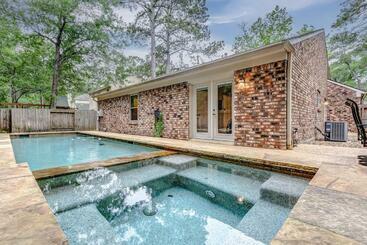 Turista apartmanok Pool & Spa! Whimsical Heart Of The Woodlands