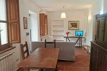 ツーリストアパートメント Appartamento Sulla Via Francigena Vicino Roma A 10 Mín Da Vallelunga E Lago Di Bracciano