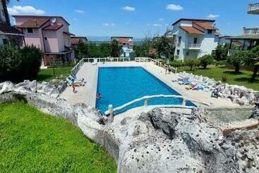 شقق خاصة سياحية Doga Ile Basbasa Aile Sitesinde Tatil