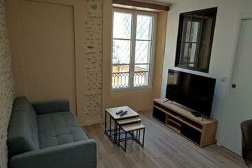 דירות לתיירים Studio De Charme En Pierres   Hyper Centre