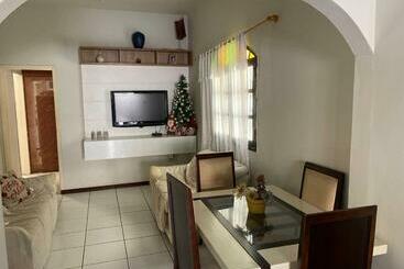 דירות לתיירים Casa Confortável Com Excelente Localização