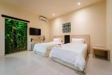 Hotel The Firefly Resort