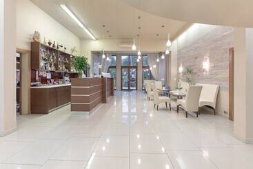 Pansiyon Room In B&b   Valensija   Suite For Two With Balcony #1