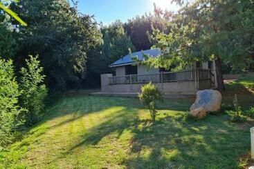 펜션 Ukutula Resort