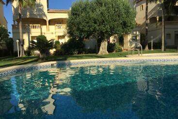 ツーリストアパートメント ático En Urbanización Con Encanto