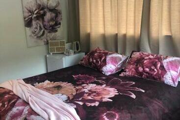 مبيت وإفطار Almost Heaven Bnb