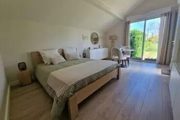 ベッドアンドブレックファースト La Palentine