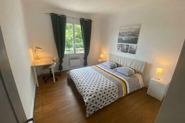 游客公寓 Fabuleux T3 De 85 M2, Situé Au Calme Avec Grand Parking Gratuit Privé ,fibre Wifi