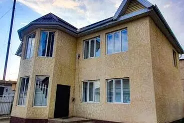 ペンション Nomad Guest House