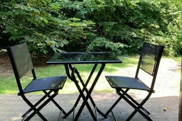 Pensjonat Roulottes De La Ville Suzanne