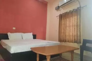 Pensionat Sky Inn Paying Guest House