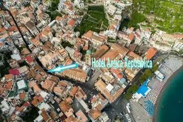 Aparthotel Antica Repubblica In Amalfi Center At 100mt From The Sea