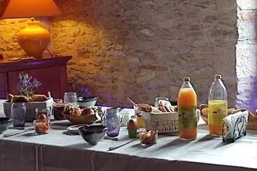 Aamiaismajoitus (B&B) Domaine Les Garrigues