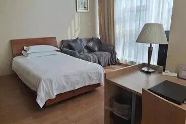 בית מלון כפרי East King Business