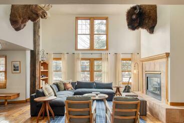 شقق خاصة سياحية Holly By Avantstay In The Heart Of Breckenridge W Hot Tub Game Room Roof Top Patio