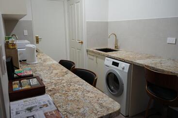 Wren Rise Bed & Breakfast