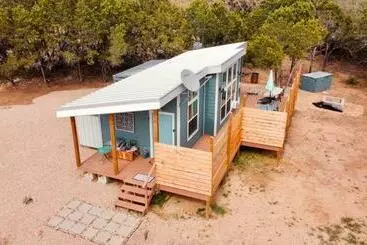 ツーリストアパートメント Relaxing Place/sleeps 3/off Grid/pet/free Wifi
