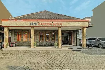 Hotelli Oyo 91417 Garuda Setia