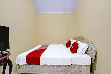 Hotel Oyo 91389 Anggrek Residence Syariah