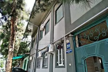 Bed and Breakfast Safar