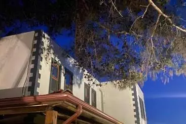 ベッドアンドブレックファースト Vayu Hotel&tiny Houses