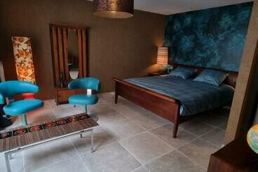 Aamiaismajoitus (B&B) Logies La Chèvre Folle