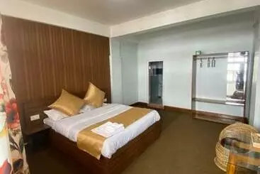 Hotel The Valaya
