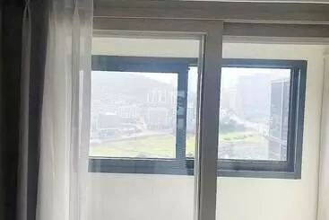 Hotel Shiftdoor Residence Hari
