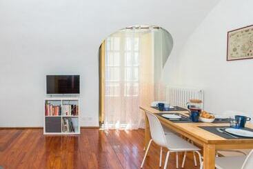 شقق خاصة سياحية San Carlo Apartment By Wonderful Italy