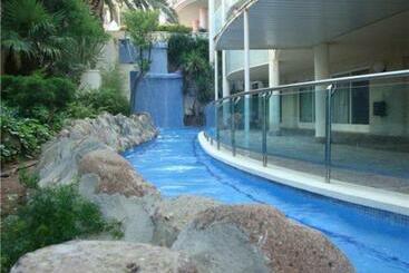 דירות לתיירים Font De Mar