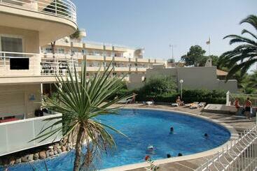 Turistihuoneistot Font De Mar