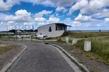 Turistihuoneistot Maison Les Pieds Dans La Mer