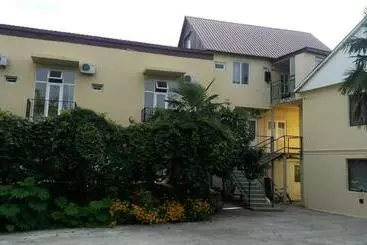 Bed and Breakfast отел нана