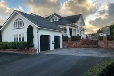 민박 Grand On Victoria