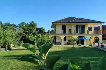 Majatalo Maison Du Vale Blue