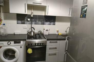 Apartaments turístics уютная двухкомнатная квартира в актобе