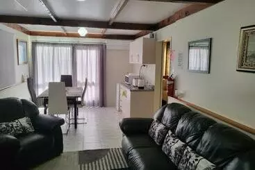 Turistihuoneistot Barnes Street Bnb