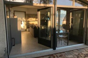 Pension Panoramic Room In The Vineyard,stunning Views Of Lake And Alps