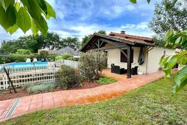 Turistlejligheder Villa Amandiers Yourhosthelper