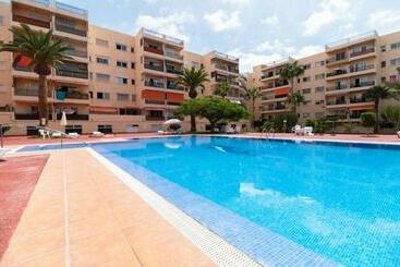 ツーリストアパートメント Sunny Cris Sol