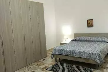 Apartamente turistice Case Vacanze Barbera Via Enrico Fermi
