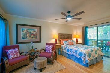 דירות לתיירים Sp119b Adorable, Affordable Studio, With Pool And Hot Tub, New Bed!